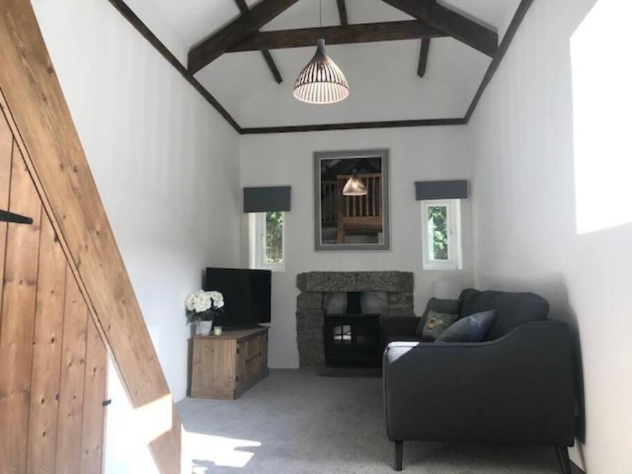 Woodland Cottage In Cornwall With Walled Garden هيلستون المظهر الخارجي الصورة