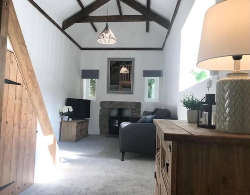 Woodland Cottage In Cornwall With Walled Garden هيلستون المظهر الخارجي الصورة
